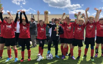 15. Fußball-Grundschulturnier: Wohin wandern 2023 die Pokale?