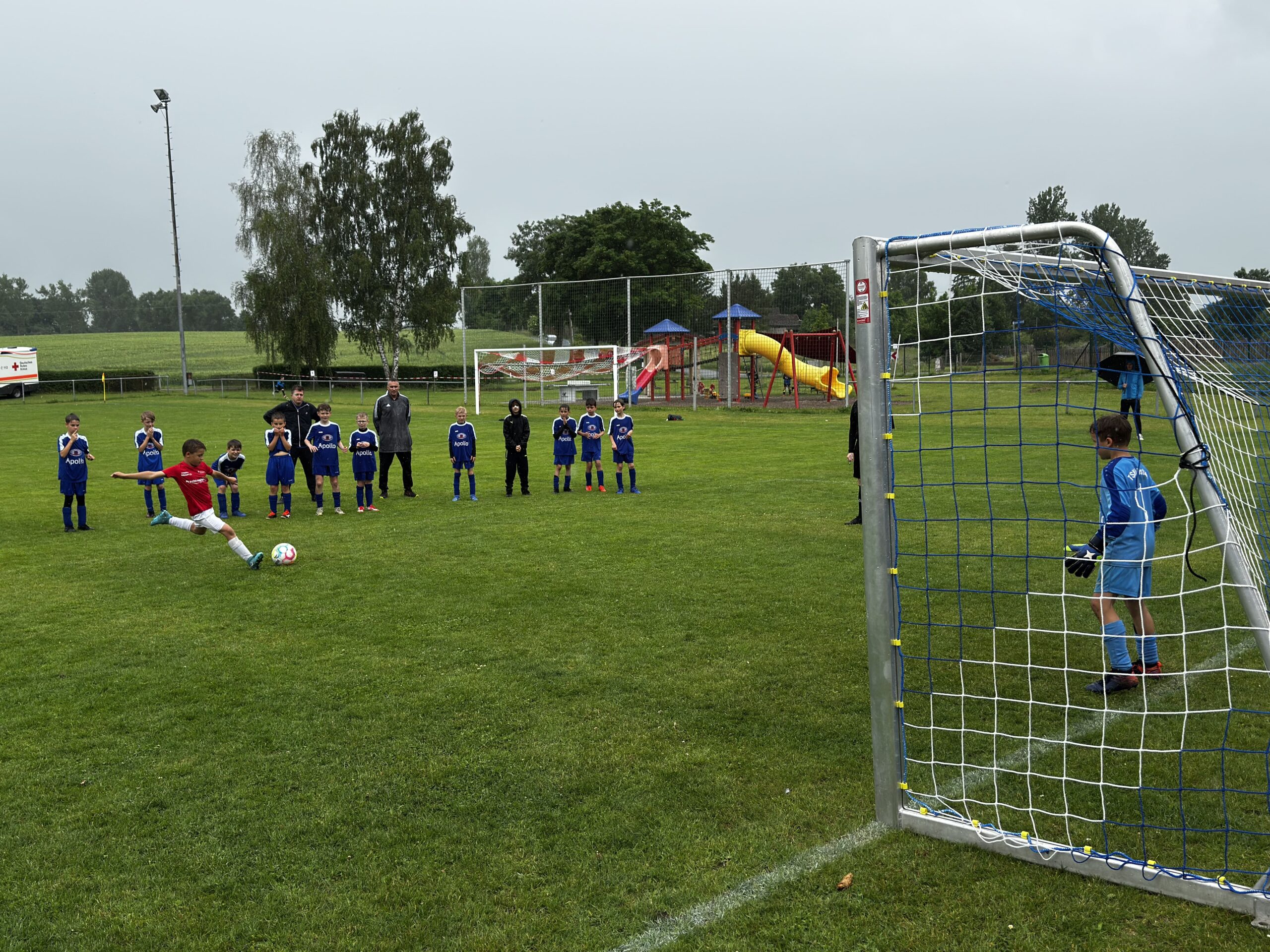 18. Grundschul-Fußballturnier in Fladungen: Junge Kicker im länderübergreifenden Wettkampf