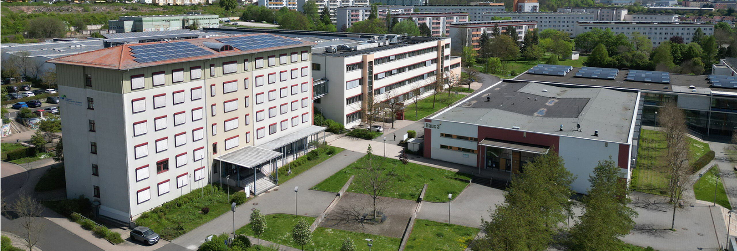 Drohnen-Aufnahme des Landratsamtes Schmalkalden-Meiningen am Hauptsitz in Meiningen.